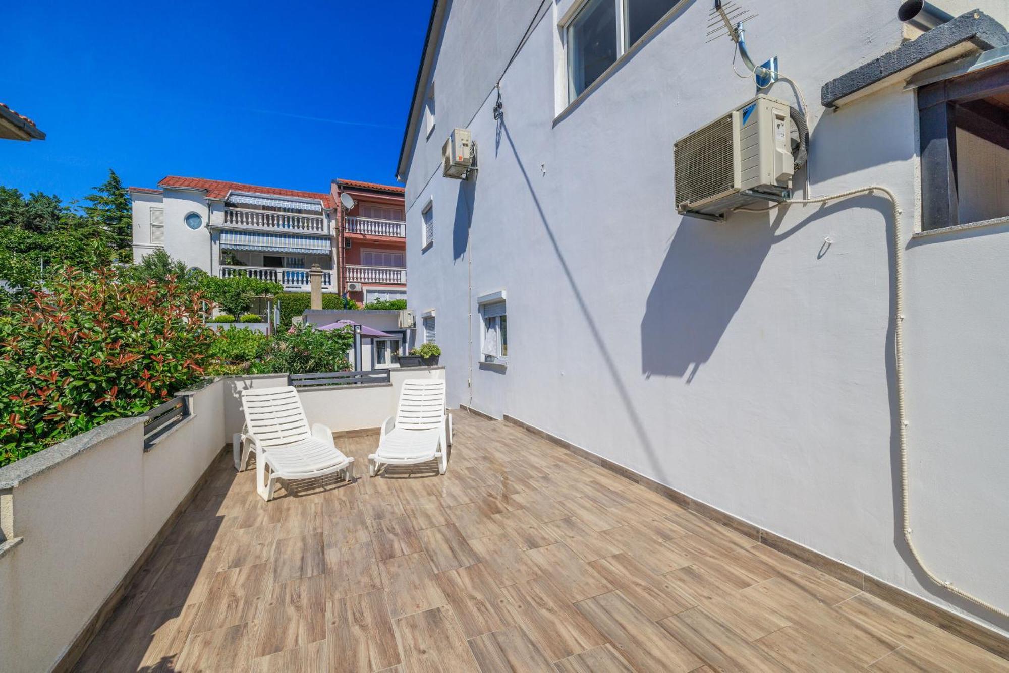 Apartments Luna Crikvenica Εξωτερικό φωτογραφία